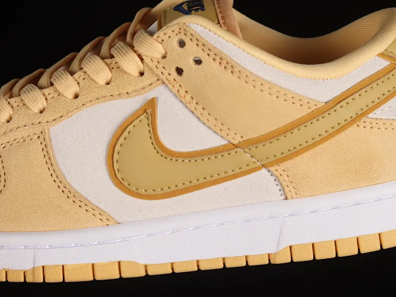 All categories Nk SB Dunk series Nk SB Dunk Low low-top sneakers Nk Dunk Low "Gold Suede" cheese pudding ice cream yellow and white SB low-top casual sports skateboard shoes DV7411-200